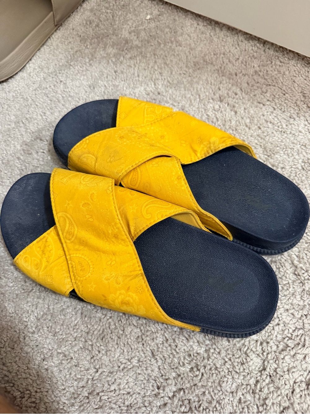 Kith Crossband Sandals